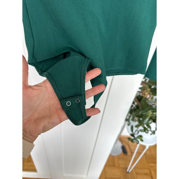 Abercrombie Women's Soft Square Sweetheart Long Sleeve Bodysuit, M, NWOT - Picture 4 of 6